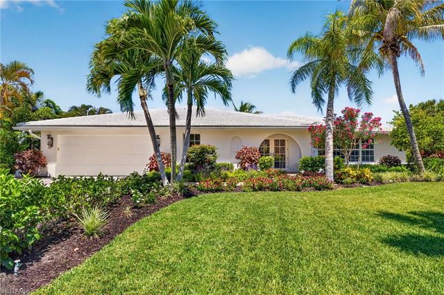 738 Anchor DR, Sanibel, FL 33957