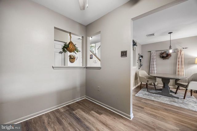 15 WILLOW BEND DR, Hamilton, NJ 08690