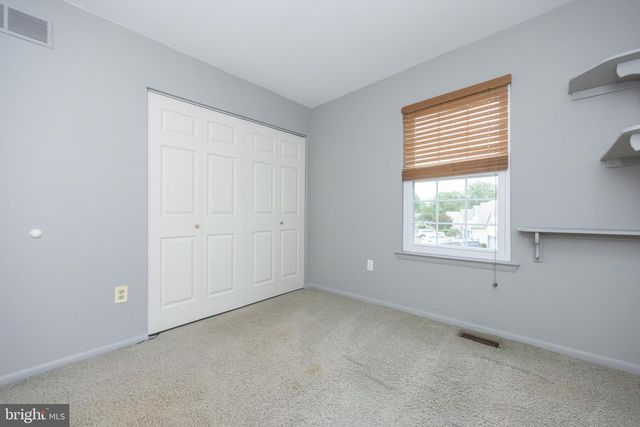 15 WILLOW BEND DR, Hamilton, NJ 08690