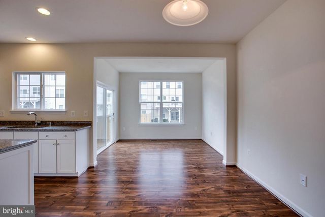 9029 CHRISTINA PL, Manassas Park, VA 20111