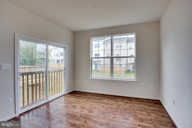 9029 CHRISTINA PL, Manassas Park, VA 20111