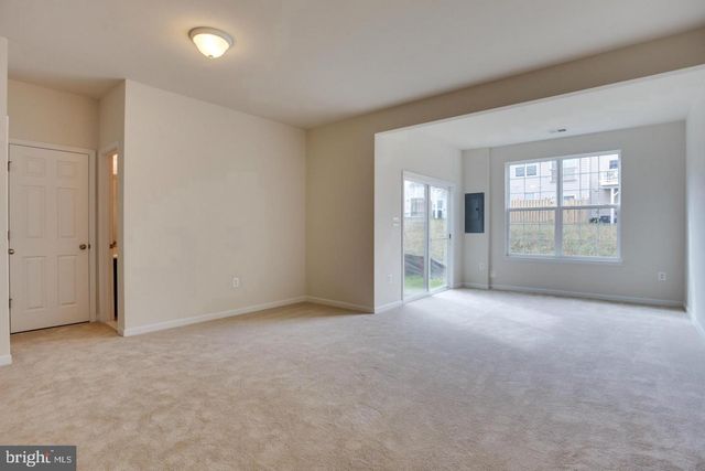 9029 CHRISTINA PL, Manassas Park, VA 20111