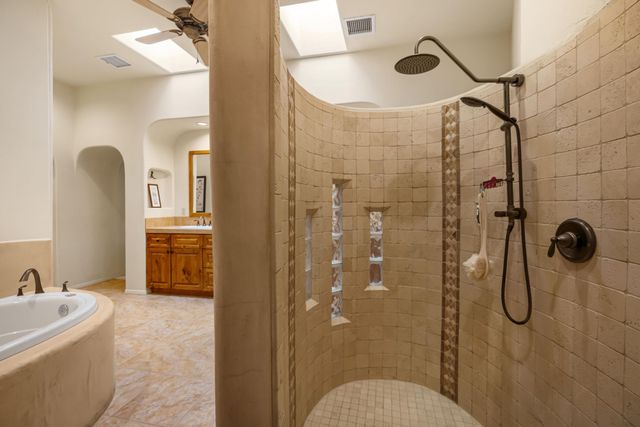 924 Camino Vista Rio, Bernalillo, NM 87004