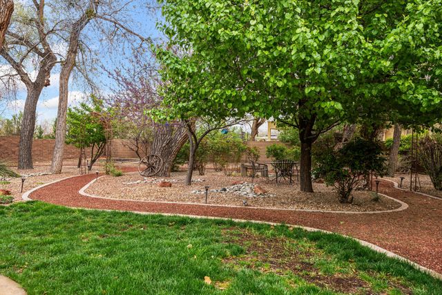 924 Camino Vista Rio, Bernalillo, NM 87004
