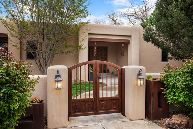 924 Camino Vista Rio, Bernalillo, NM 87004