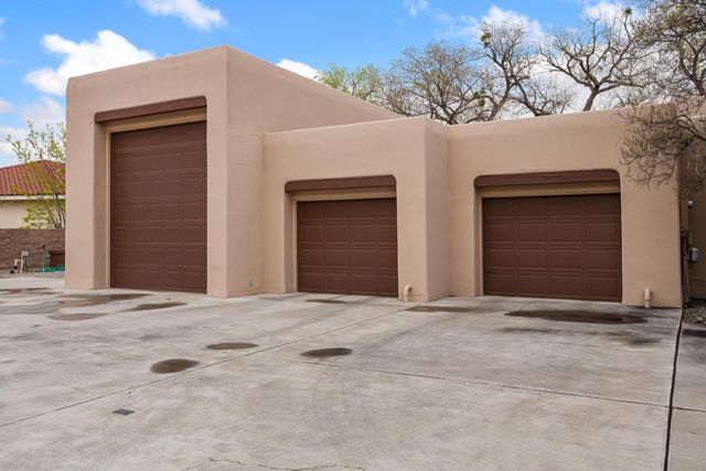 924 Camino Vista Rio, Bernalillo, NM 87004