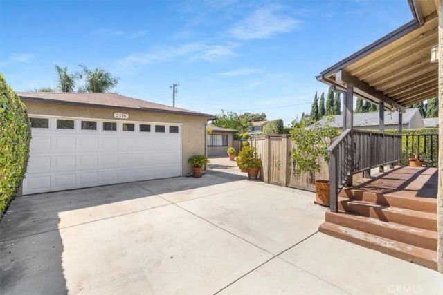 2114 Orange Avenue, Santa Ana, CA 92707