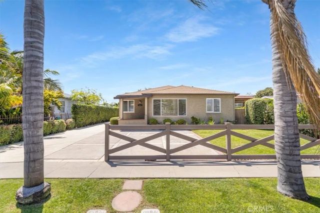 2114 Orange Avenue, Santa Ana, CA 92707