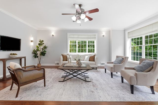 6 James Patten Dr, Sterling, MA 01564