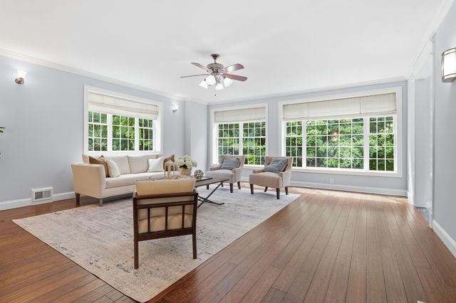 6 James Patten Dr, Sterling, MA 01564