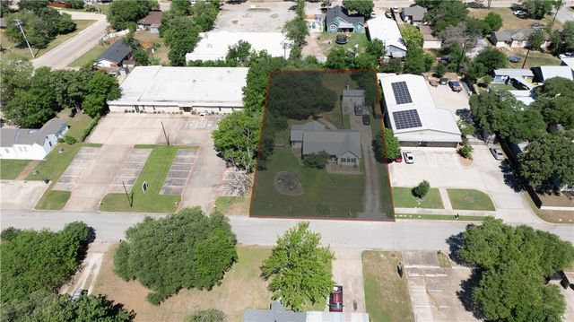 408 Oak Street, Bryan, TX 77801