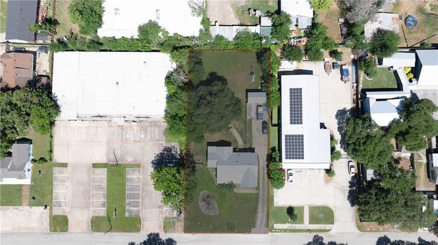 408 Oak Street, Bryan, TX 77801