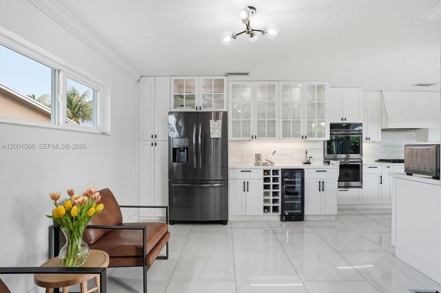 11920 NW 31st Pl, Sunrise, FL 33323