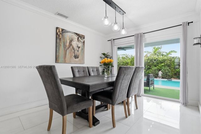 11920 NW 31st Pl, Sunrise, FL 33323