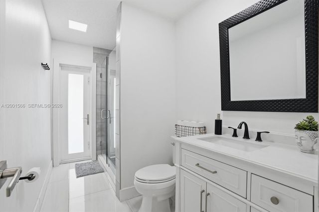 11920 NW 31st Pl, Sunrise, FL 33323