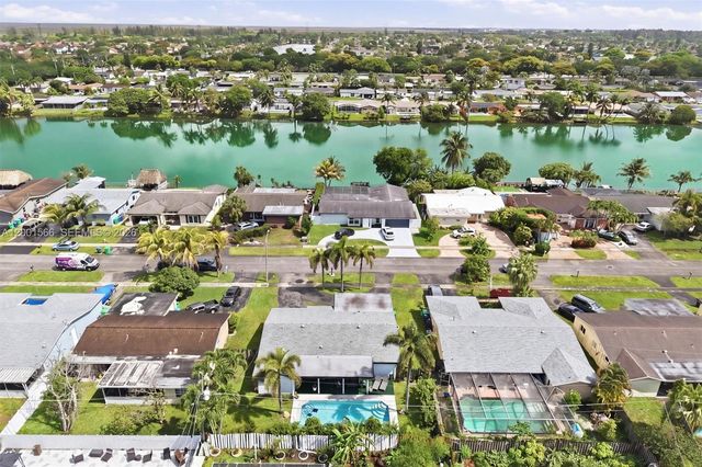 11920 NW 31st Pl, Sunrise, FL 33323