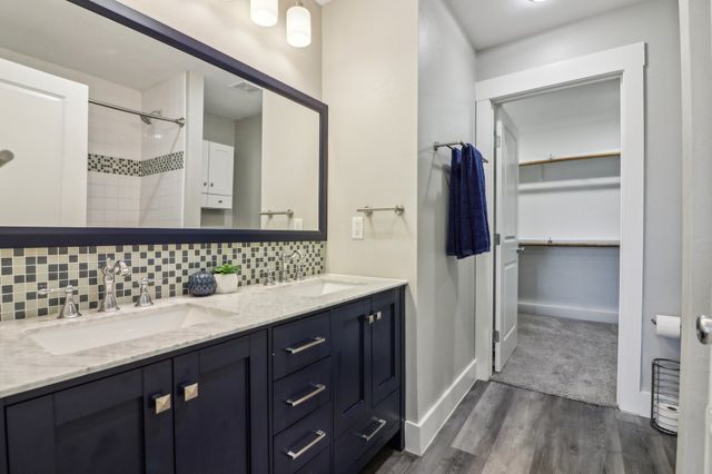 6165 River Pointe Drive, Fort Worth, TX 76114