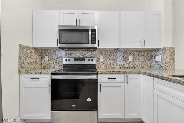 8424 Bernwood Cove LOOP 1501, Fort Myers, FL 33966