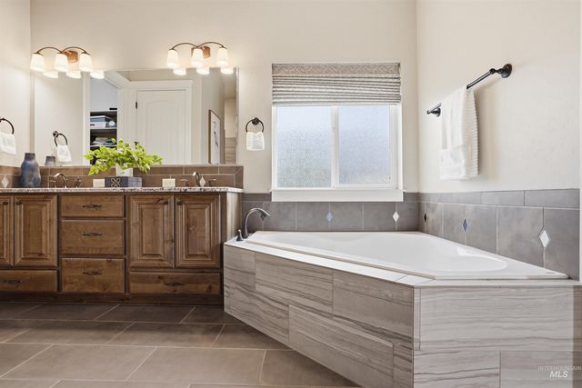 6251 W Nordic Dr, Eagle, ID 83616