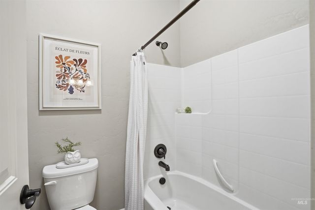 6251 W Nordic Dr, Eagle, ID 83616