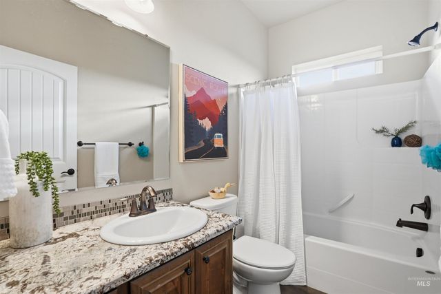 6251 W Nordic Dr, Eagle, ID 83616