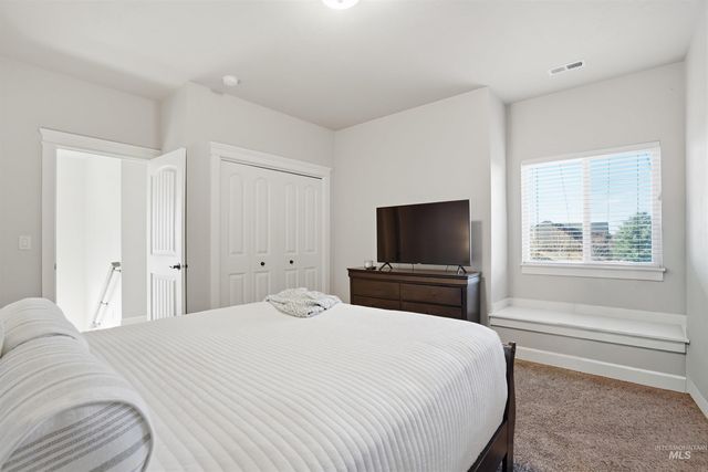 6251 W Nordic Dr, Eagle, ID 83616