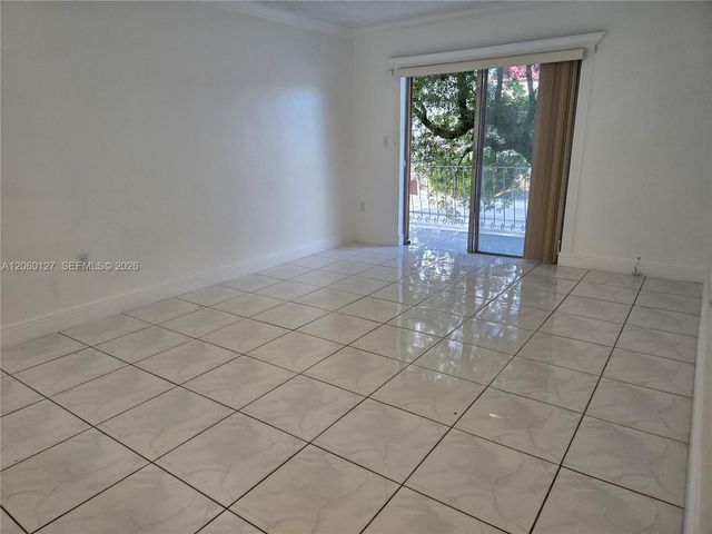 6200 W Flagler Street 201, Miami, FL 33144