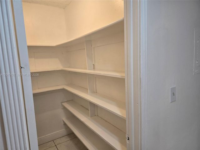 6200 W Flagler Street 201, Miami, FL 33144