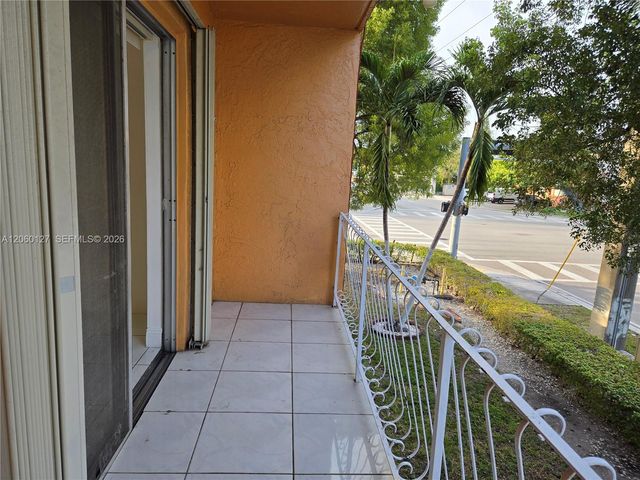 6200 W Flagler Street 201, Miami, FL 33144