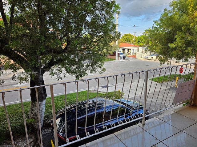 6200 W Flagler Street 201, Miami, FL 33144