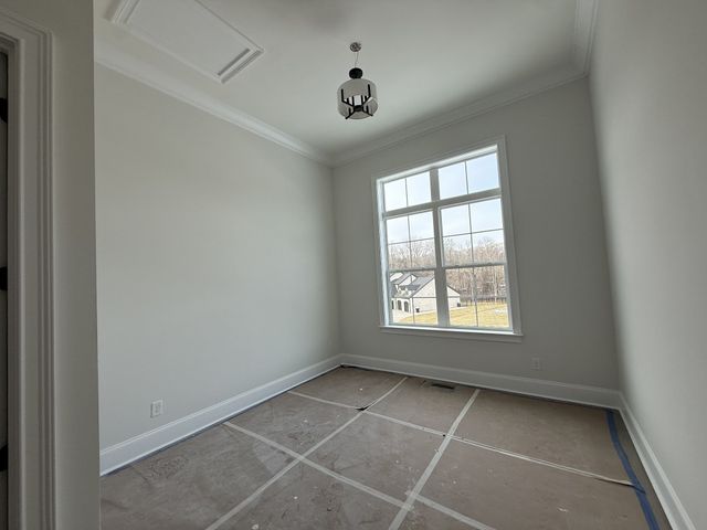 5721 Nola Dr, Arrington, TN 37014