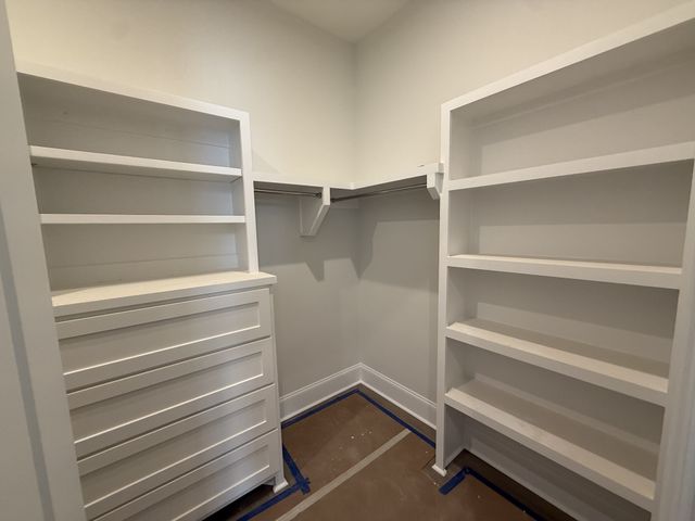 5721 Nola Dr, Arrington, TN 37014