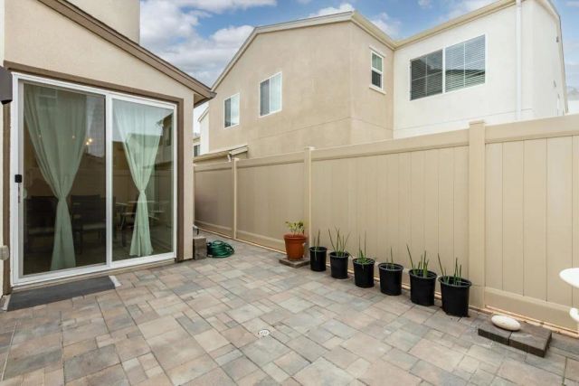 227 Canopy Trails Place, Fallbrook, CA 92028