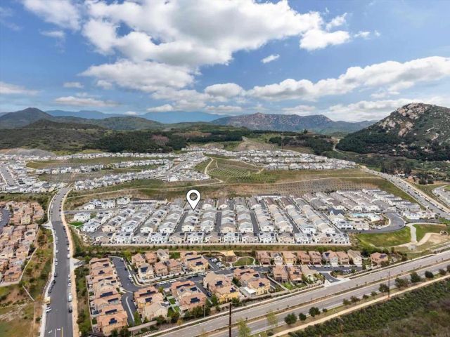 227 Canopy Trails Place, Fallbrook, CA 92028