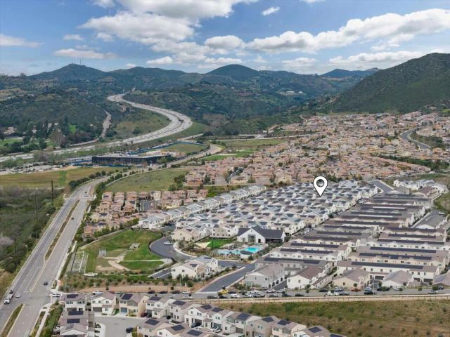 227 Canopy Trails Place, Fallbrook, CA 92028