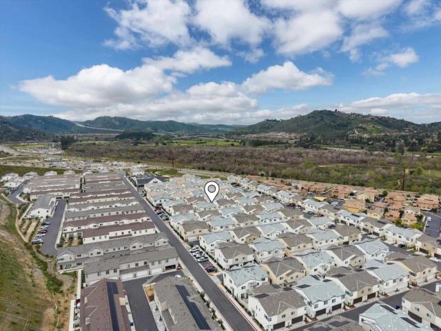 227 Canopy Trails Place, Fallbrook, CA 92028