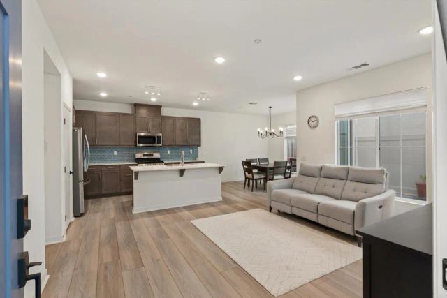 227 Canopy Trails Place, Fallbrook, CA 92028