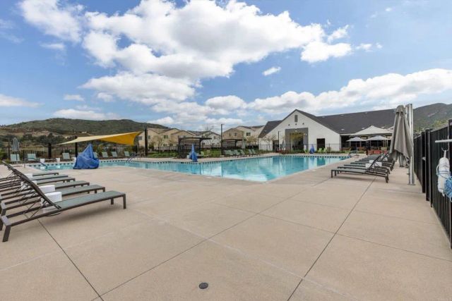 227 Canopy Trails Place, Fallbrook, CA 92028