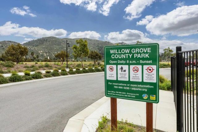 227 Canopy Trails Place, Fallbrook, CA 92028