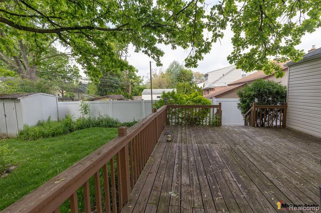 1564 Cole Street, Birmingham, MI 48009