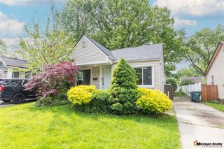 1564 Cole Street, Birmingham, MI 48009