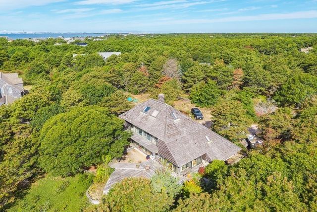 32 Twine Field Rd, Truro, MA 02666