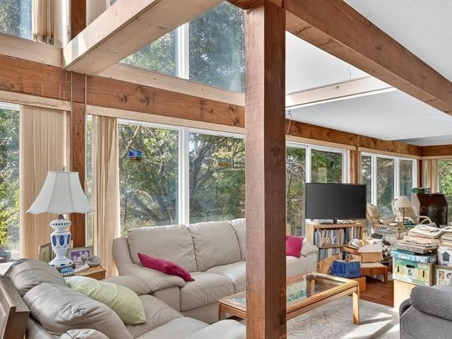 32 Twine Field Rd, Truro, MA 02666