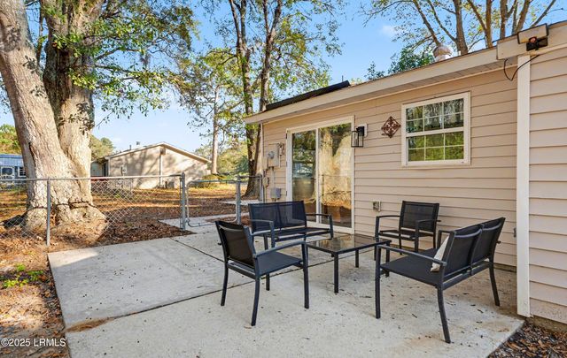 1504 Quarter Horse Road, Beaufort, SC 29906