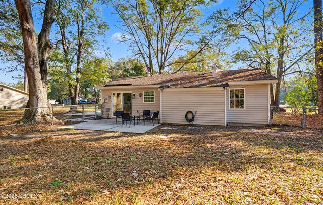 1504 Quarter Horse Road, Beaufort, SC 29906