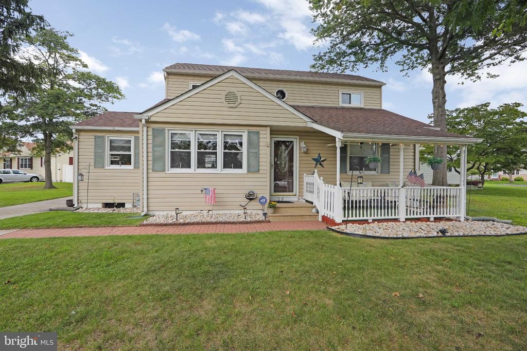 29 WYNDALE AVE, MAPLE SHADE, NJ 08052 — exterior