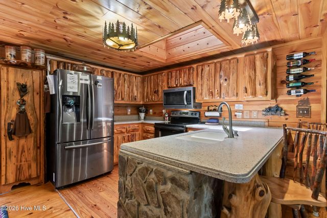 614 Rockridge Road, Murphy, NC 28906