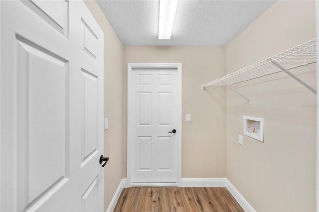 6042 NW 65TH STREET, Ocala, FL 34482