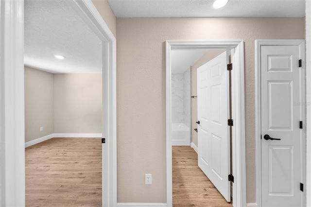 6042 NW 65TH STREET, Ocala, FL 34482