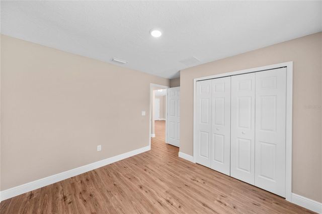 6042 NW 65TH STREET, Ocala, FL 34482